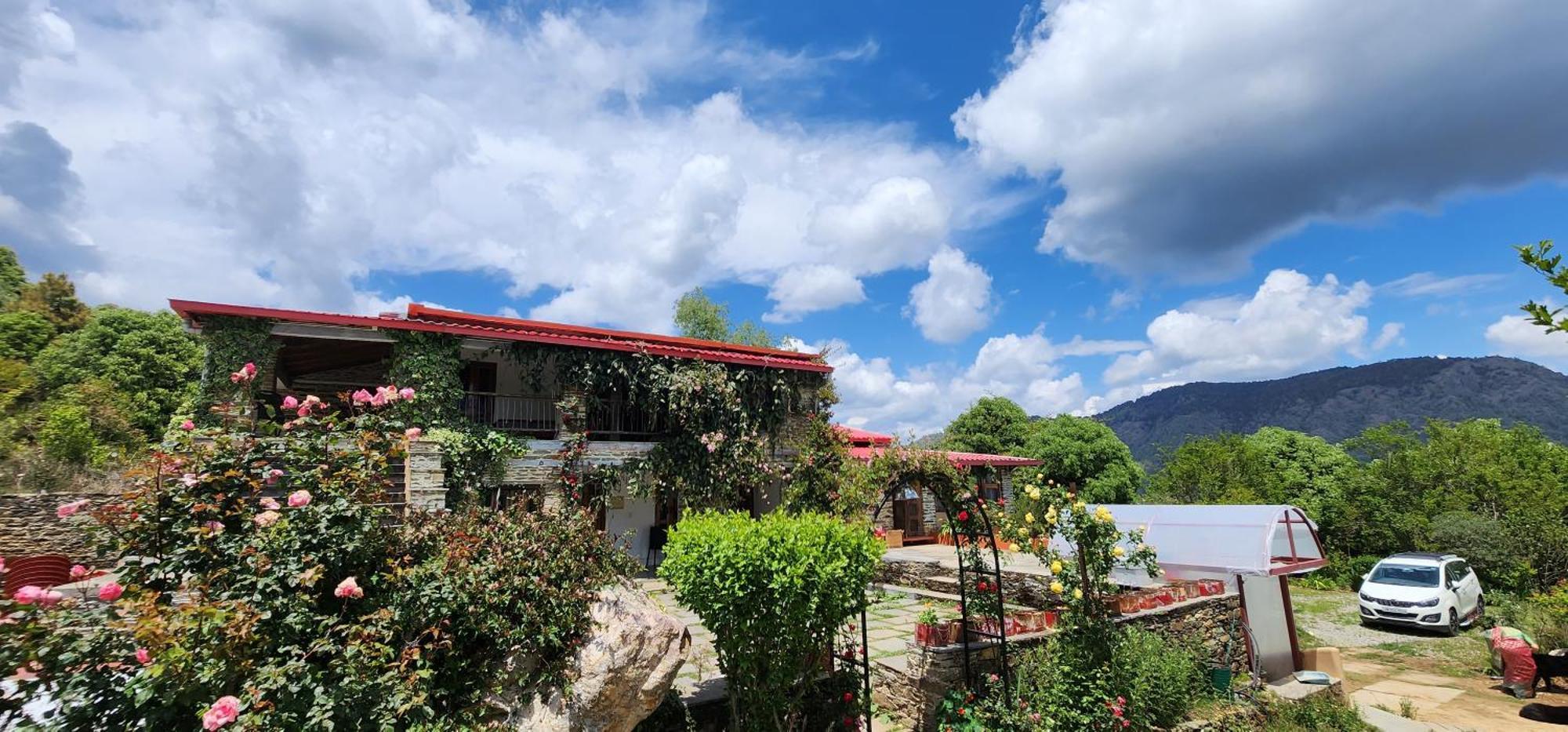 Dunagiri Retreat Dwarahat Экстерьер фото