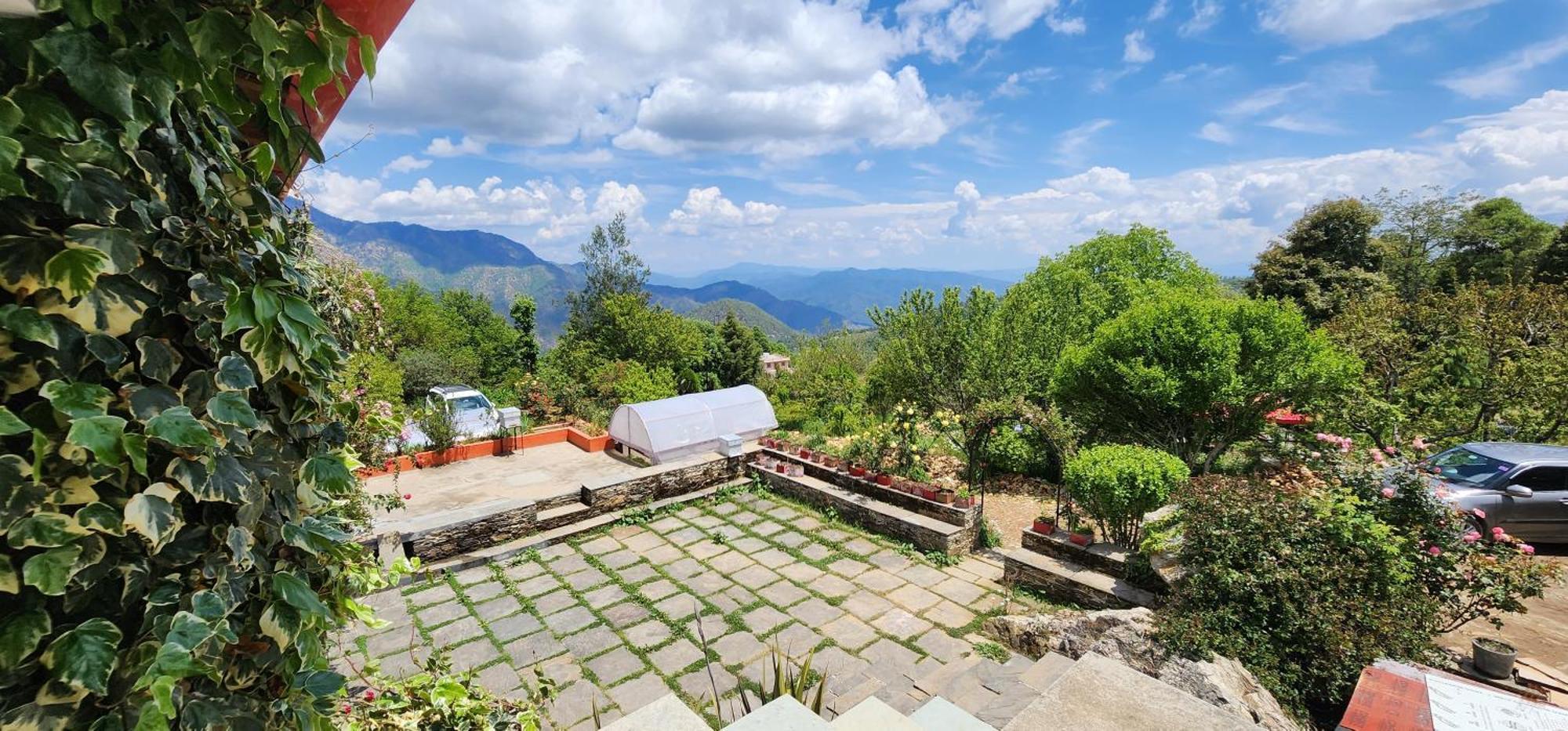 Dunagiri Retreat Dwarahat Экстерьер фото